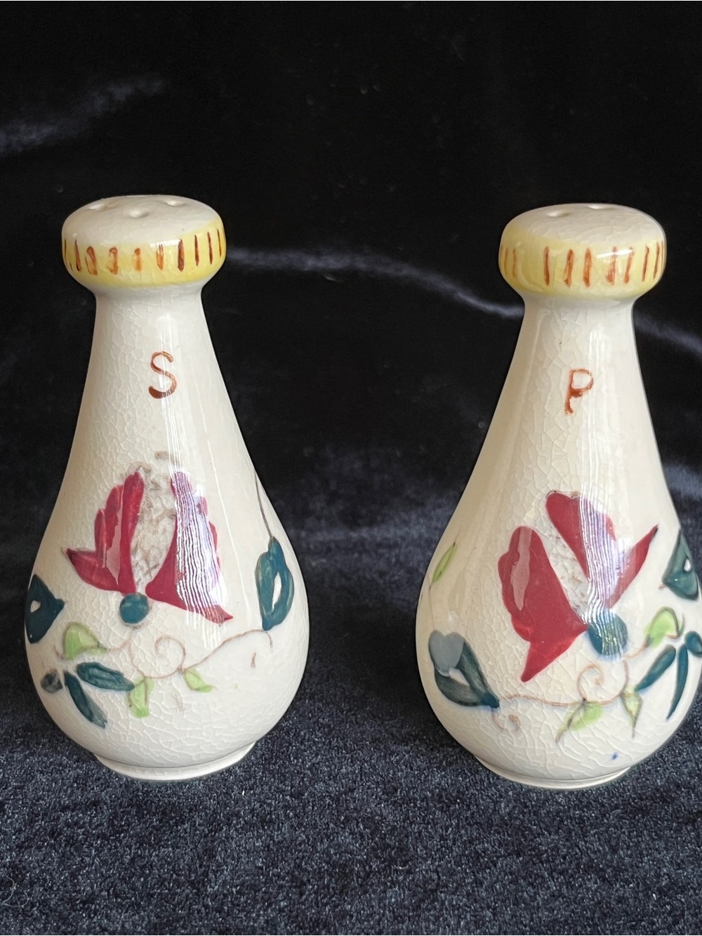 Vintage 60s Salt & Pepper Floral Shakers